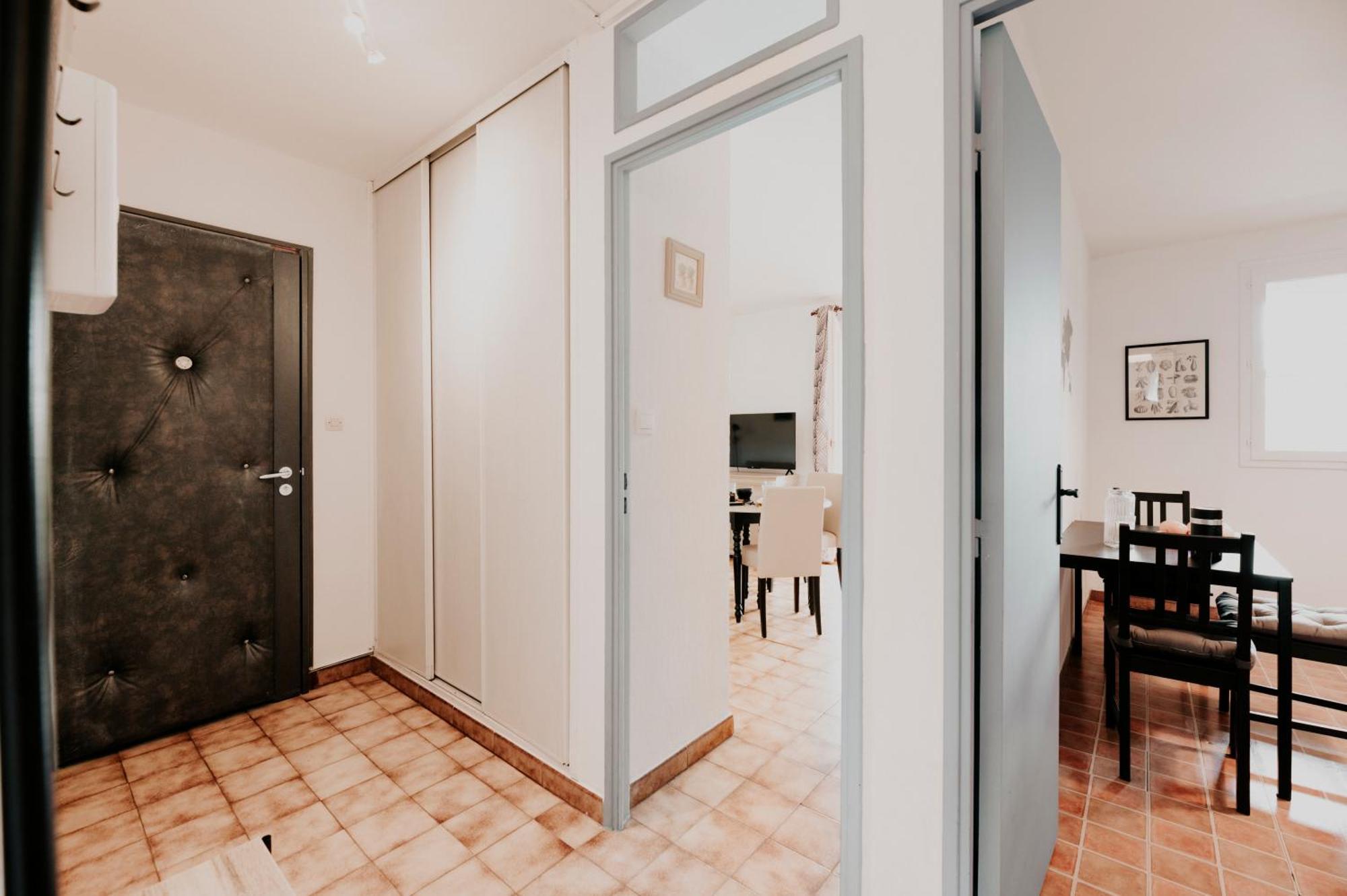 Netflix - Lit Queen Size - Terrasse Plein Sud - Climatisation - 2'Centre-Ville - 6'Mer - Parking Prive - 56M2 - L'Olivine - Offre Speciale La Londe-les-Maures Exteriér fotografie