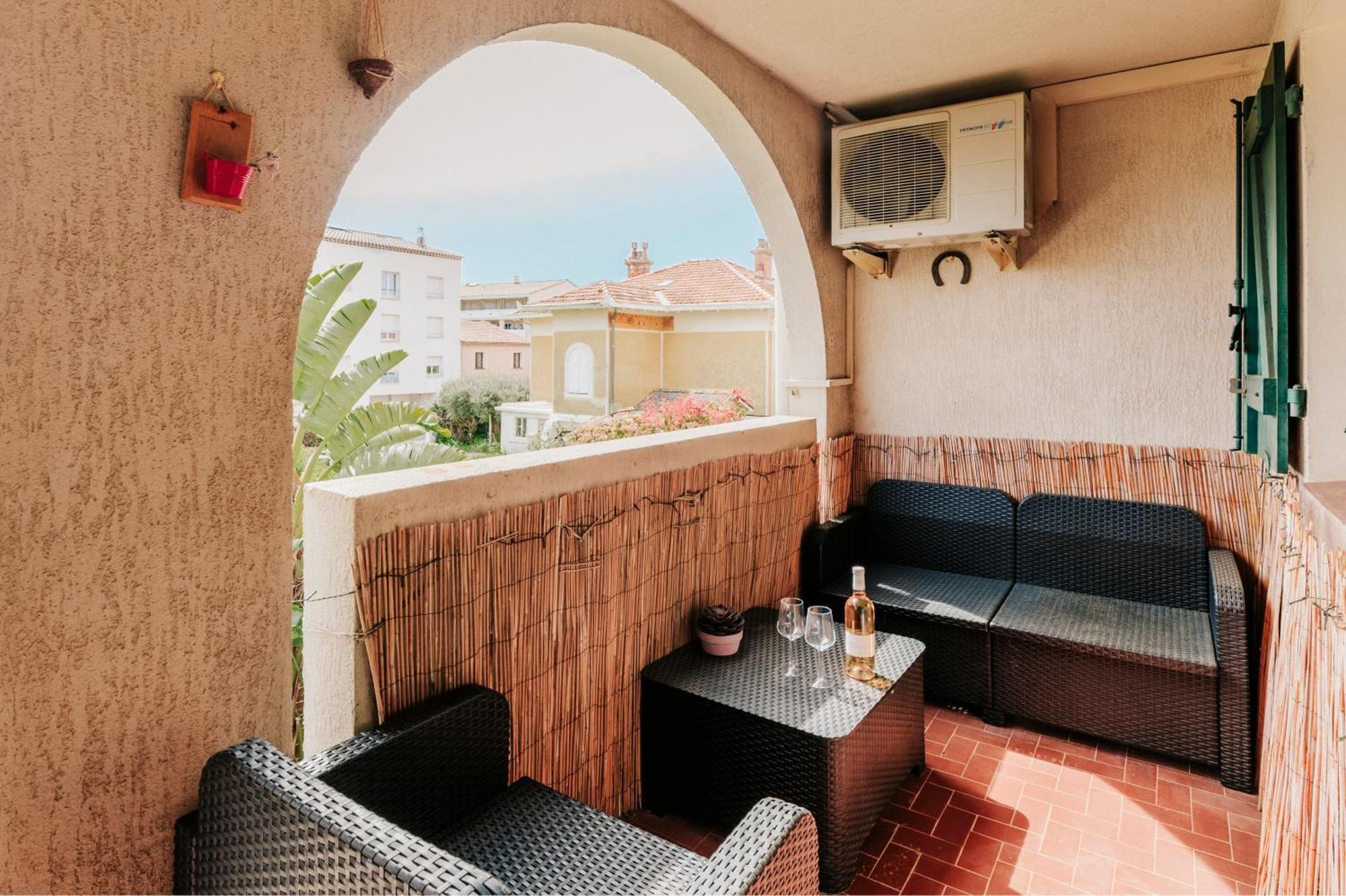 Netflix - Lit Queen Size - Terrasse Plein Sud - Climatisation - 2'Centre-Ville - 6'Mer - Parking Prive - 56M2 - L'Olivine - Offre Speciale La Londe-les-Maures Exteriér fotografie